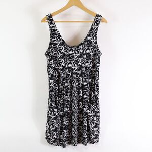J. Valdi Sleeveless Coverup Large